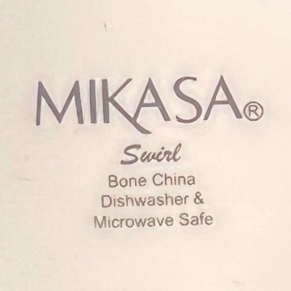 Set of 2  Mikasa SWIRL White Bone China Tapered Ribbed Cups Mugs - Picture 8 of 11